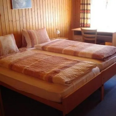 Burgenerszaun 6 Bett Apartment *